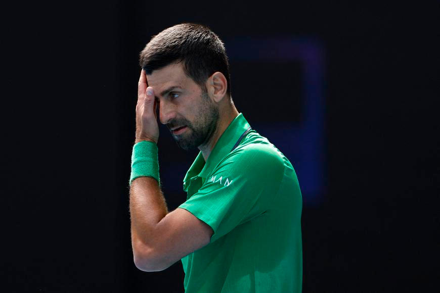 Vždyť jsem byl už na cestě domů, nechápal Djokovič. Austrálie řeší jeho vzácné gesto