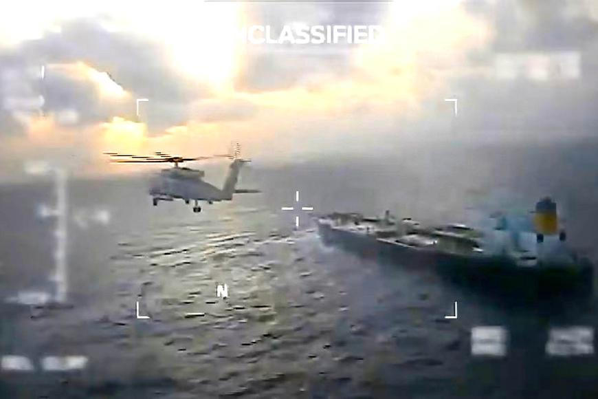 Tvrdě proti ruským "zombie" lodím. Evropané se chystají zabavovat stínovou flotilu