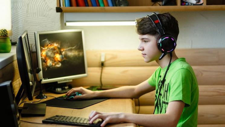 Dítě, počítač, počítačové hry, technologie