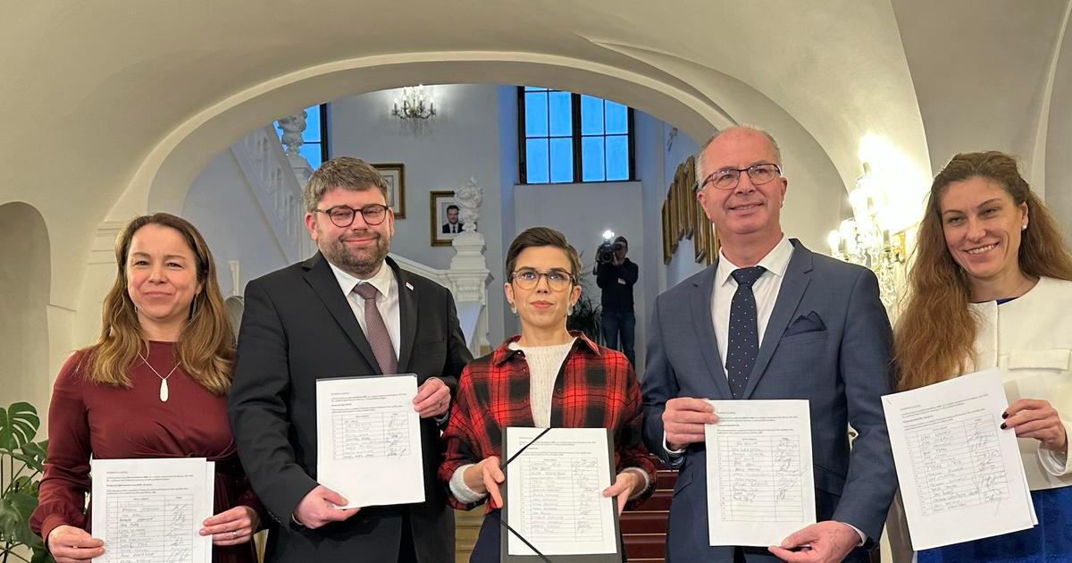 My nesmíme mlčet, říká exministryně Decroix na výtku, že je marné jít proti Babišovi