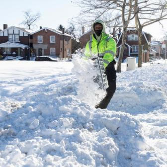 Winter storm expected across central and eastern US