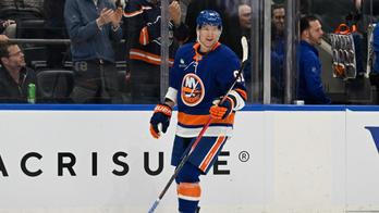 NHL: New York Rangers at New York Islanders