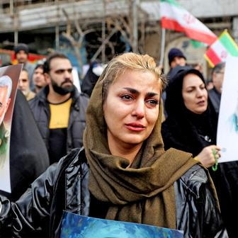 Teherán napjatě čeká: udeří Spojené státy?