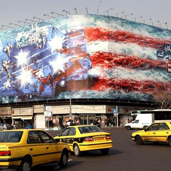 Teherán napjatě čeká: udeří Spojené státy?