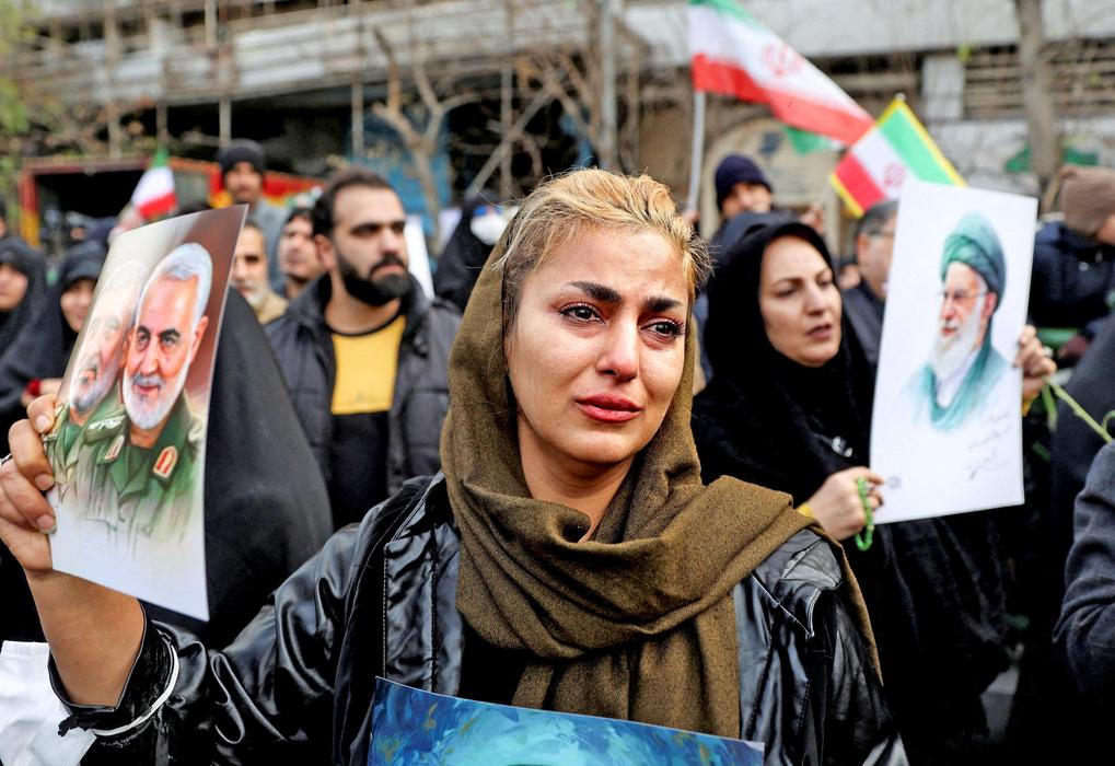 Teherán napjatě čeká: udeří Spojené státy?