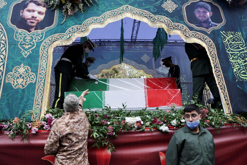 Teherán napjatě čeká: udeří Spojené státy?