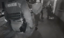 Spor mezi šesti mladými muži řešili policisté uplynulý víkend