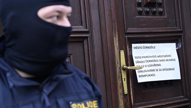 Městský úřad Černošice, policie, policista