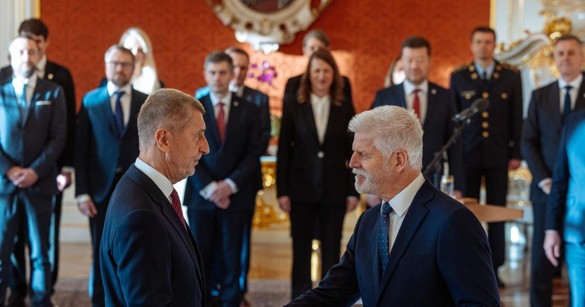 Prezident začne úřadovat ve středu, už ladí čas schůzky s Babišem. Macinka zván není