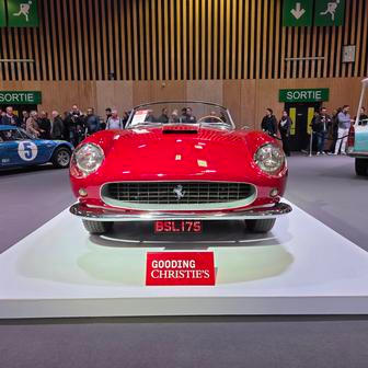 Aukční síň Gooding Christie’s si pro zájemce připravila dražbu aut za miliony eur.