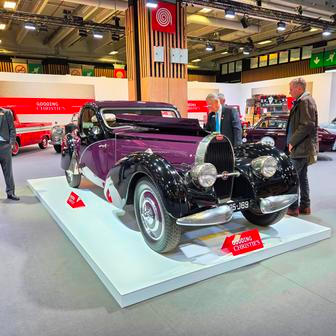 Naproti tomu Bugatti Typ 57C Atlante z roku 1938 se povedlo vydražit za dva miliony eur.