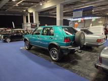 Přesně na hranici stanovené částky se pohyboval tento Golf Country.