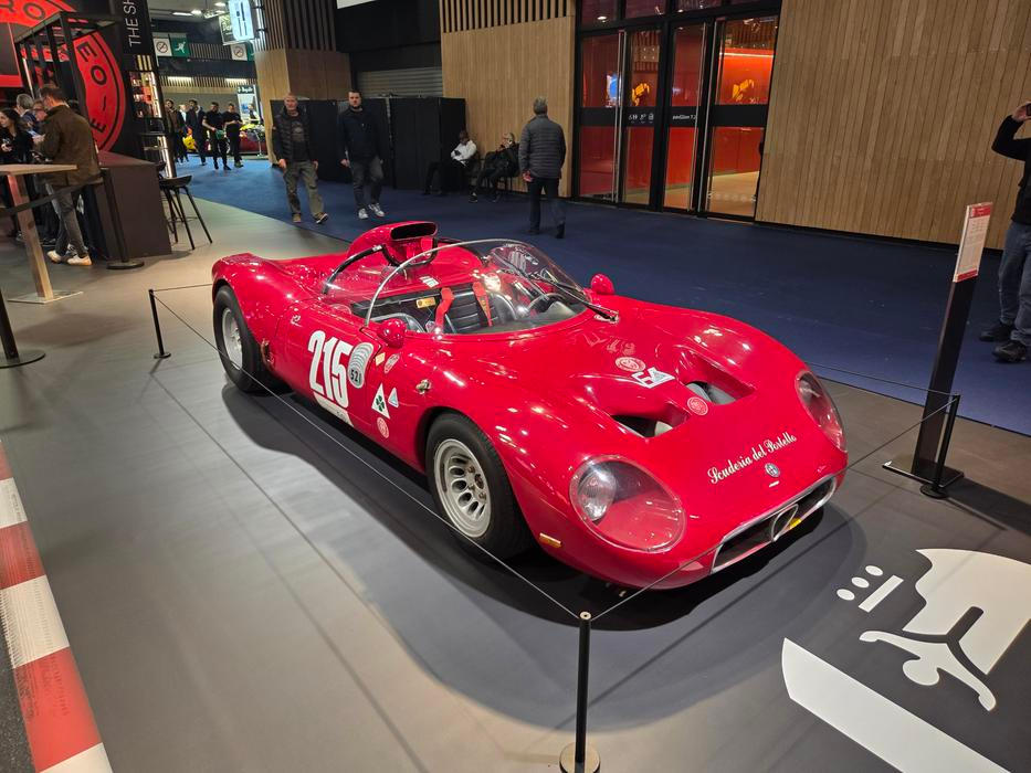 Alfa Romeo přivezla několik skvostů ze svého muzea, mezi nimi závodní speciál 33/2 Periscopica, který debutoval v březnu 1967.