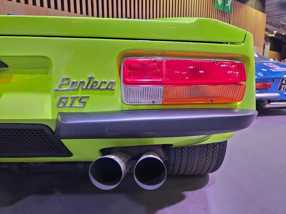 Nebo vás láká spíše De Tomaso Pantera GT5, kterých vzniklo jen asi 250 kusů?