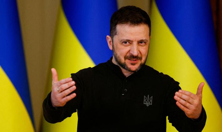 „Situace je složitá, ale je nejlepší za posledních deset měsíců,“ prohlásil v pátek ukrajinský prezident Volodymyr Zelenskyj s odkazem na data od ukrajinských a britských tajných služeb.