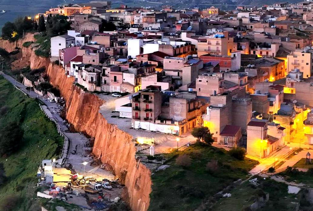 Sesuv v Niscemi udeřil s devastující silou