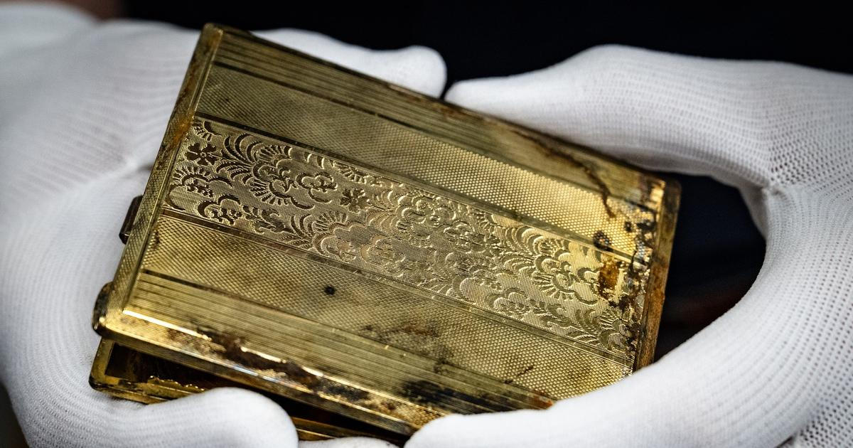 Potvrzeno: novověký poklad z Trutnovska je pravý. Zlato má hodnotu přes 11 milionů Kč