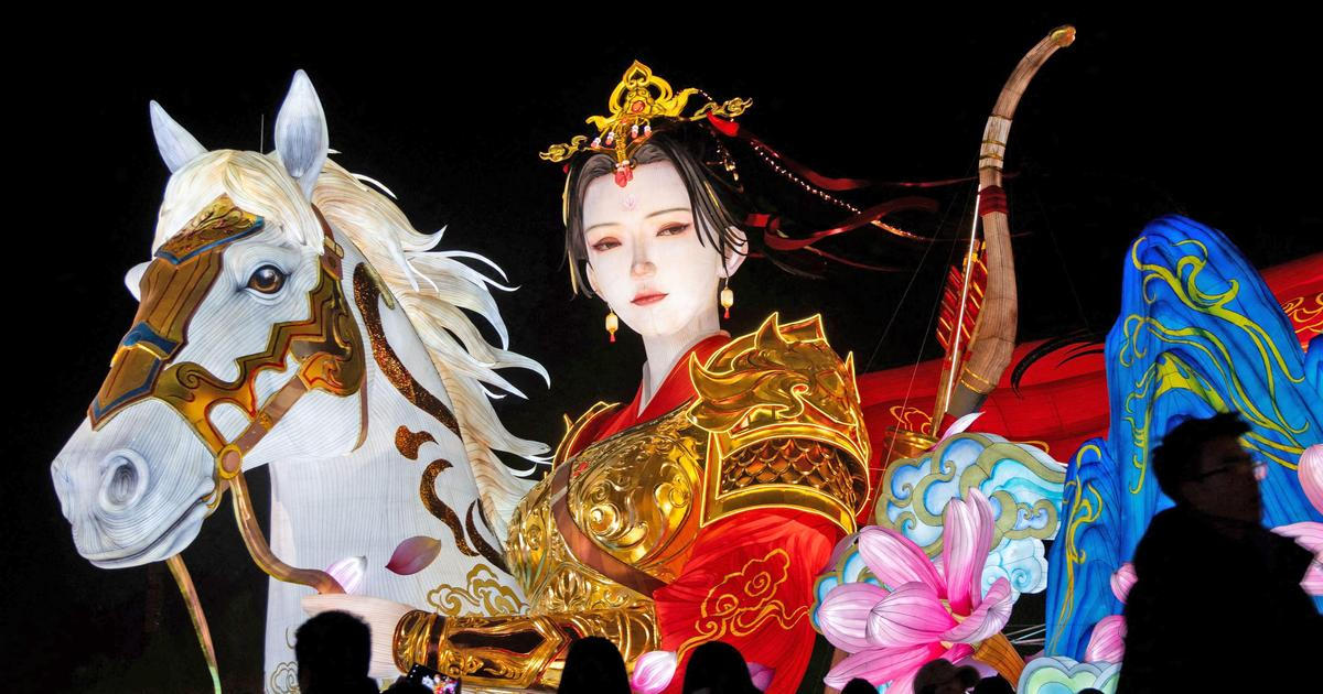 Škoda tyhle fotky minout: Putin v sádře, nehtíky fanynky č. 1 nebo vesmírná krása