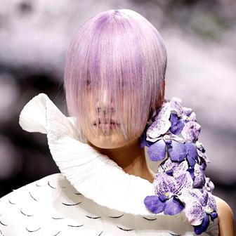 Škoda tyhle fotky minout: Nakašírovaný Putin, nehtíky fanynky č. 1 nebo vesmírná krása