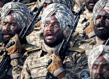 Škoda tyhle fotky minout: Nakašírovaný Putin, nehtíky fanynky č. 1 nebo vesmírná krása