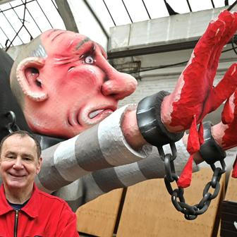 Škoda tyhle fotky minout: Nakašírovaný Putin, nehtíky fanynky č. 1 nebo vesmírná krása