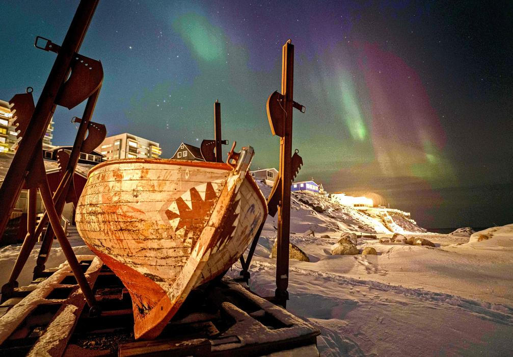 Škoda tyhle fotky minout: Nakašírovaný Putin, nehtíky fanynky č. 1 nebo vesmírná krása