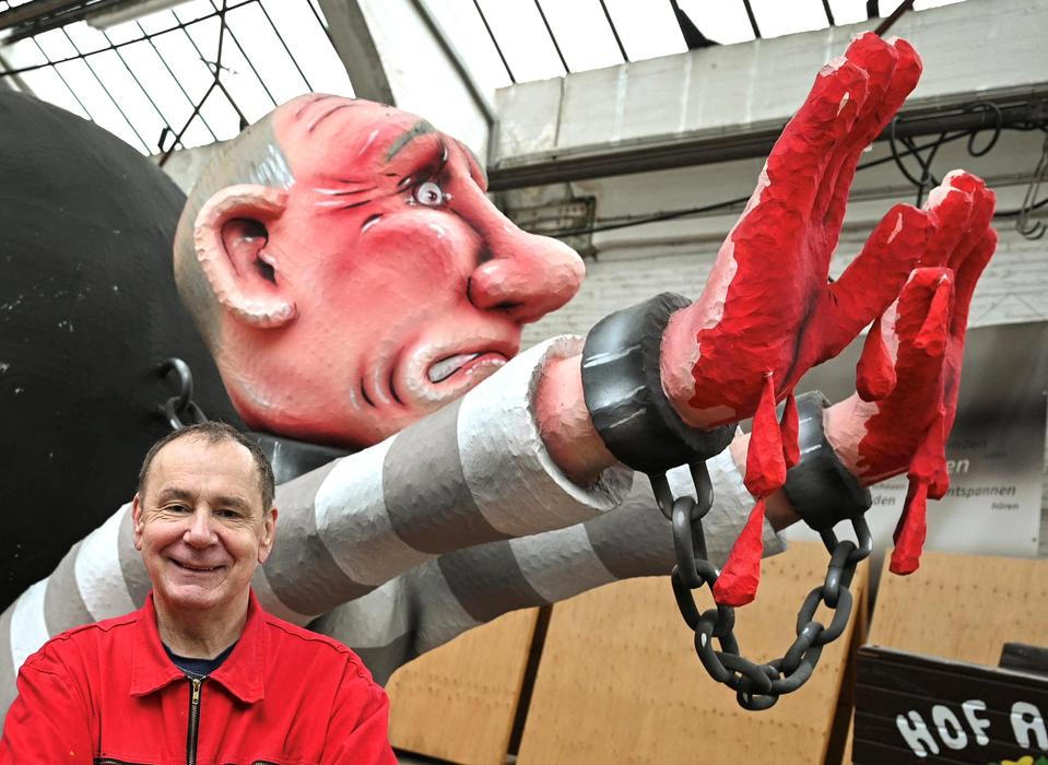 Škoda tyhle fotky minout: Nakašírovaný Putin, nehtíky fanynky č. 1 nebo vesmírná krása