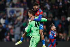 Merchas Doski a Florian Wiegele v zápase Plzně proti Portu v Evropské lize