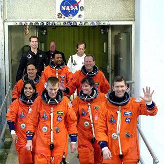 „Moje jediná obava dnes je, jak dobře se tyto lekce po tolika letech předávají dál,“ říká Hale. „Po dvaceti letech - nezačínáme zapomínat?“ Odpověď je podle něj stále stejná: bdělost se nesmí vytratit.