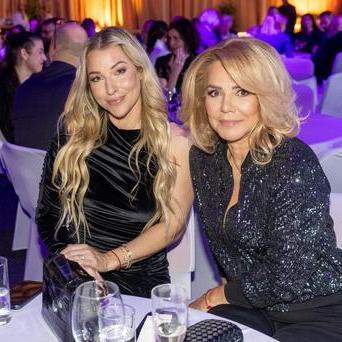 Tenistka Dominika Cibulková s matkou