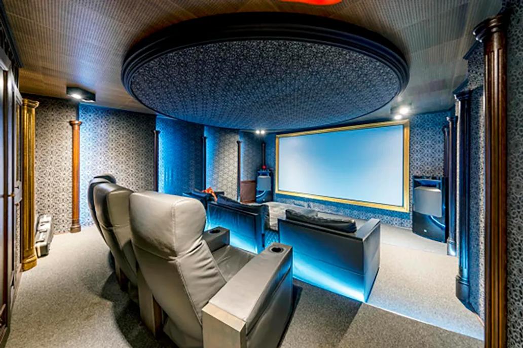 Steven Seagal prodává své luxusní sídlo v Rusku