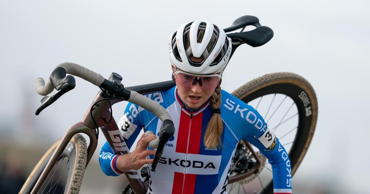 Senzační cyklokrosařky! Bukovská má juniorský titul mistryně světa, Grohová bronz