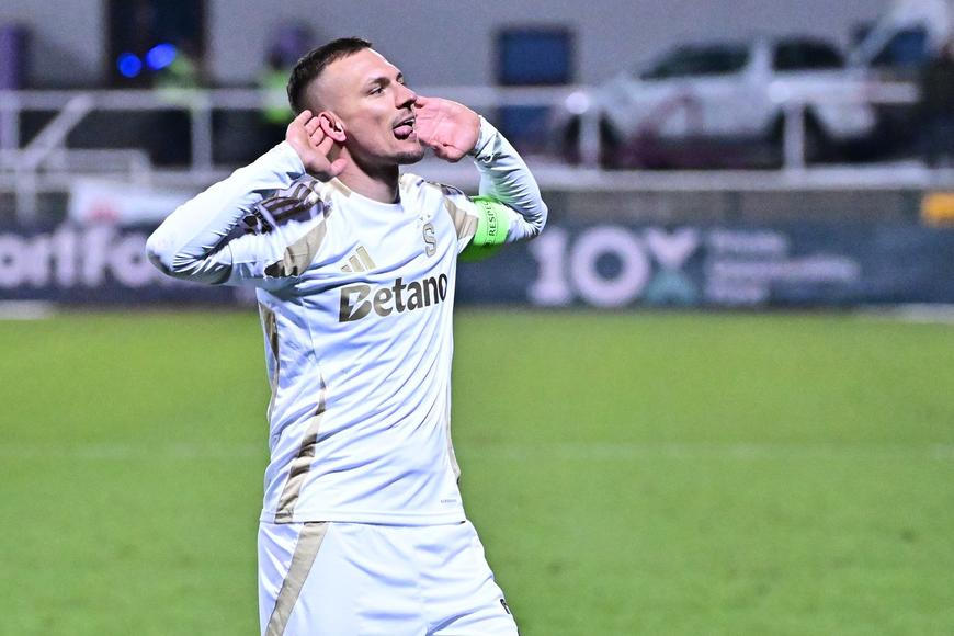 Haraslín srazil Duklu a Sparta má tři body, Jablonci stačil jeden gól