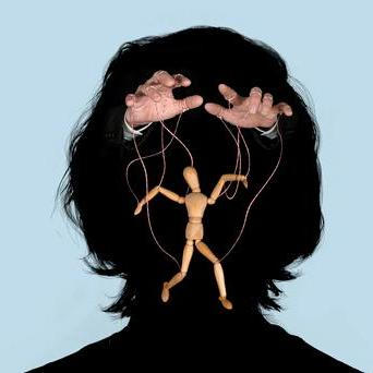 Kláru nechal přítel v chaosu otázek schválně. A právě to byl jeho poslední trik