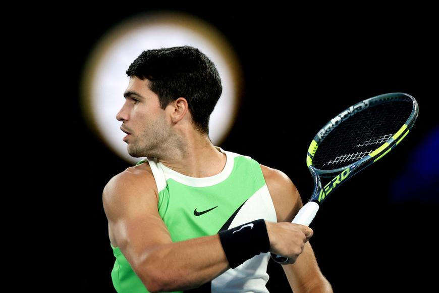 Tenisový souboj snů patřil Alcarazovi, Djokovič vyhrál jen první set