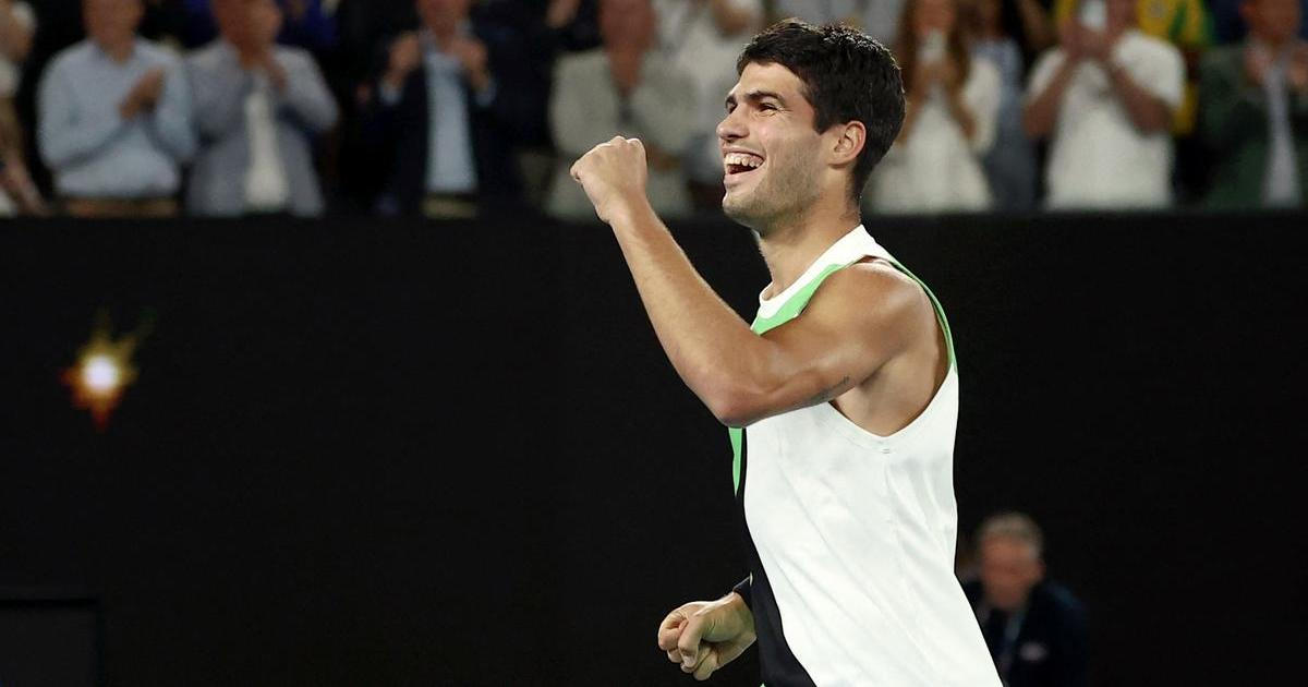 Alcaraz - Djokovič 3:1. Španěl obrátil a slaví vysněný triumf na Australian Open