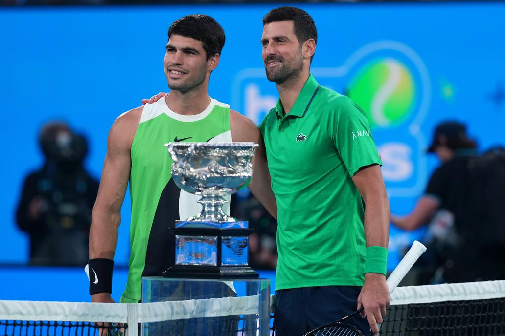 Carlos Alcaraz a Novak Djokovič před finále Australian Open 2026