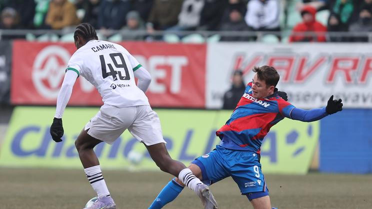 Sahmkou Camara, Denis Višinský, fotbalista, sportovec