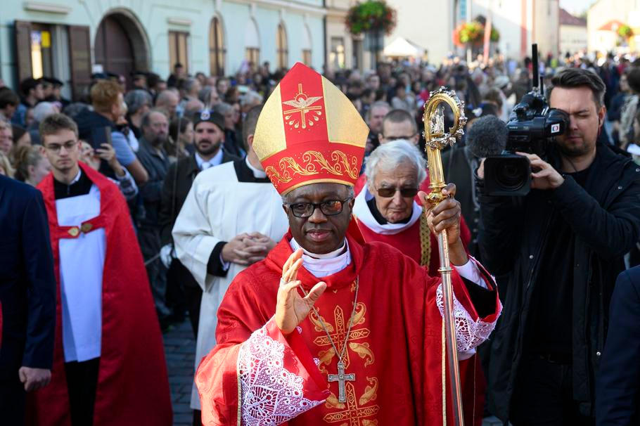 Jude Thaddeus Okolo, apoštolský nuncius.