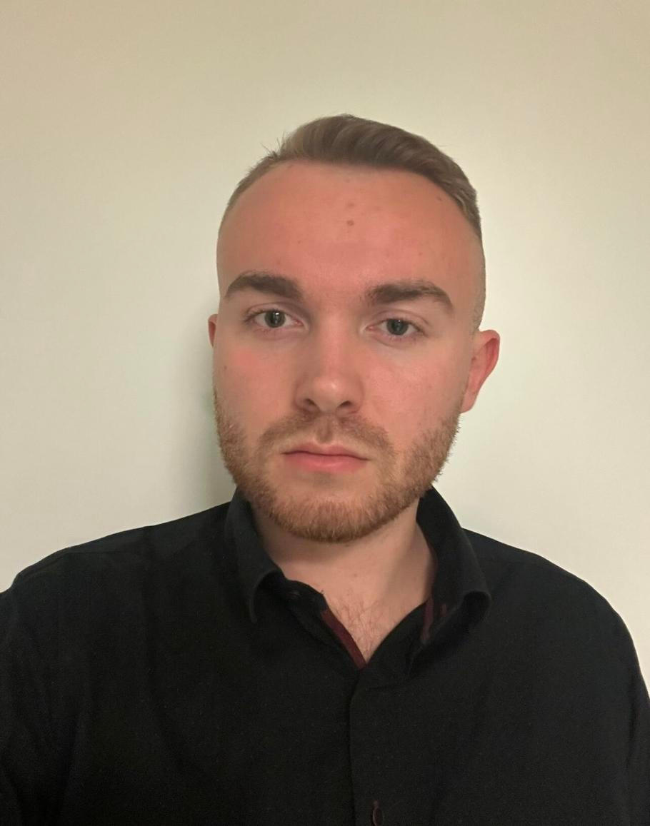 Ondřej Černý studoval na francouzském gymnáziu v Táboře a rok strávil na střední škole ve Francii, kde nyní pokračuje ve studiu práv. Býval členem ODS a donedávna i francouzské strany Les Republicains.