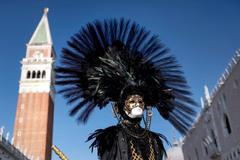 Benátky slaví s „Panteganou“: karneval, olympijský duch a moře turistů