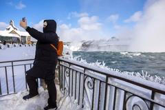 Zamrznou někdy Niagarské vodopády? Mrazivá scéna láká návštěvníky