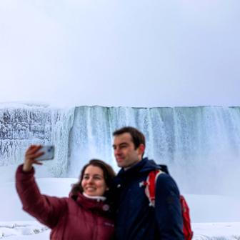 Zamrznou někdy Niagarské vodopády? Mrazivá scéna láká návštěvníky