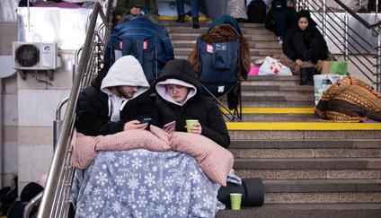 Ukrainians shelter in Kyiv subway during Russian overnight attack