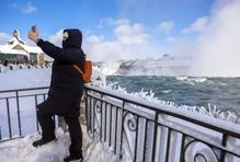 Zamrznou někdy Niagarské vodopády? Mrazivá scéna láká návštěvníky
