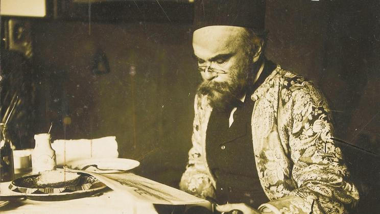 Portrait of Paul Verlaine, reading, Willem Witsen, 1892