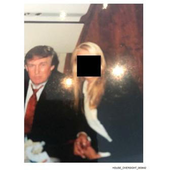 Epsteinovy VIP fotky: archiv, který neměl nikdy vyjít na světlo