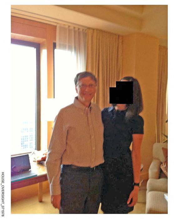 Epsteinovy VIP fotky: archiv, který neměl nikdy vyjít na světlo