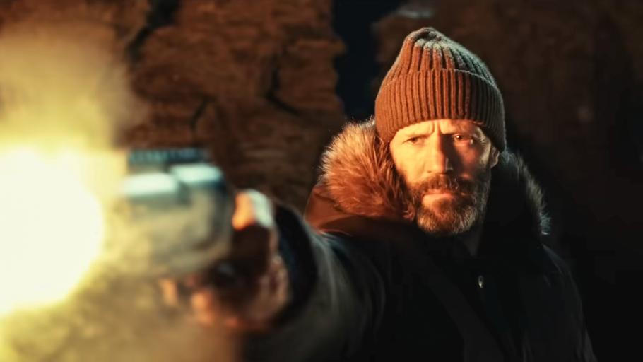 Jason Statham ve filmu V úkrytu.