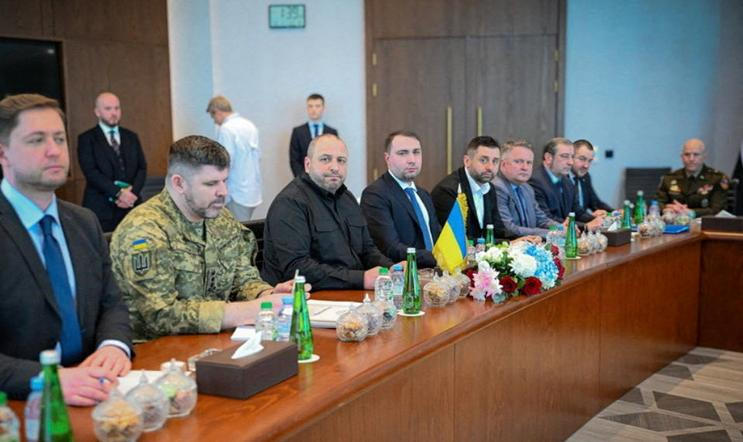 Druhé kolo trojstranných rozhovorů mezi USA, Ruskem a Ukrajinou. Foto ze 4. února 2026.